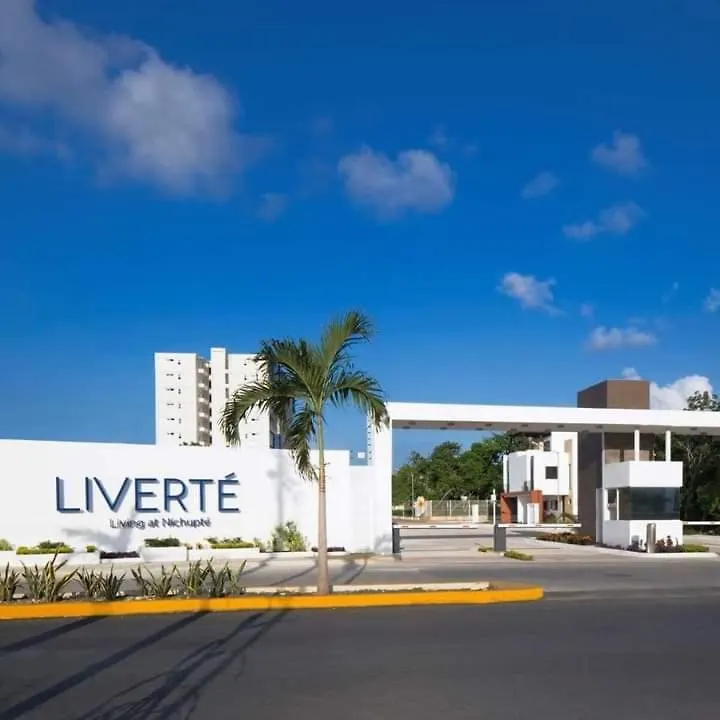 Liverte Cancun 0*,  Mexico
